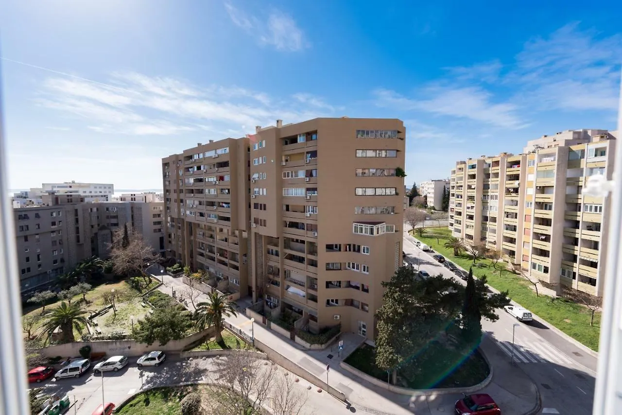 Apartment Var Split